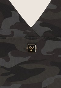 Freddy CROPPED FANTASIA CAMO CON INCROCI FRONTALI - Sujetadores deportivos con sujeción ligera - mimetic allover grey