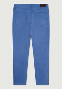 Plave pamučne hlače s glatkom teksturom, s dva stražnja džepa i smeškom oznakom na pojasu. Dizajn slim fit.