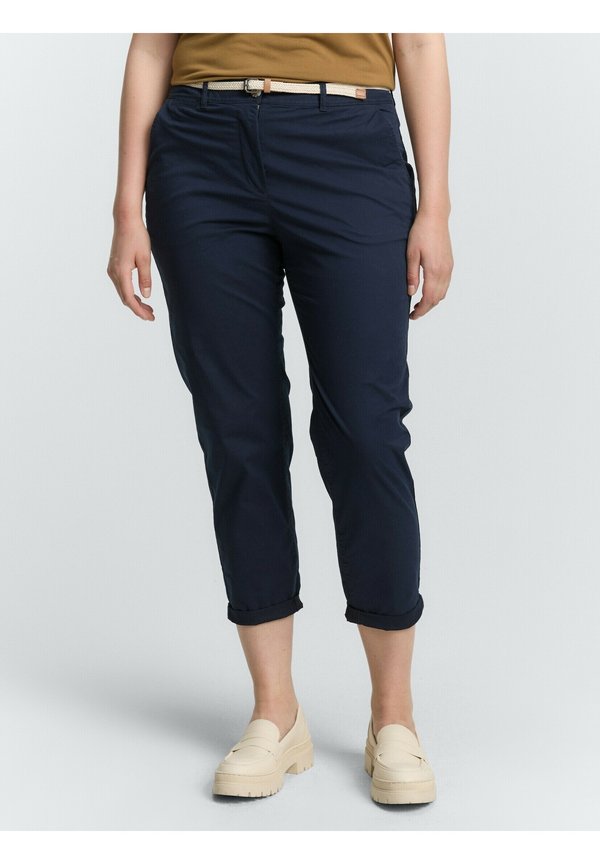 PLUS SIZE - SLIM MIT GÜRTEL - Chino