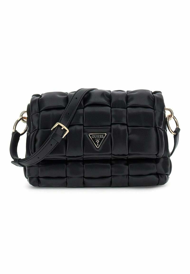 Borsa a tracolla in ecopelle nera trapuntata con finiture dorate, tracolla e placca con logo frontale. Forma rettangolare compatta con design testurizzato.