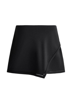 Fustă mini neagră asimetrică, cu detaliu tip înfășurare și material neted, fotografiată pe un fundal alb.