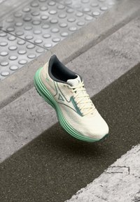 Unselected, snow white/bistro green/creme de menthe