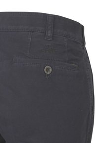 Thumbnail Image 4