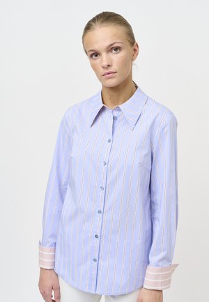 CRNEZZIE - Button-down blouse - light blue