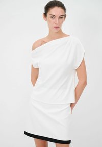 Blouse - white