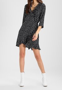 Vero Moda Denní šaty - black