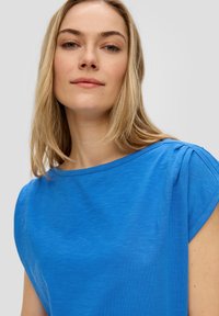 s.Oliver T-shirt basic - royalblau