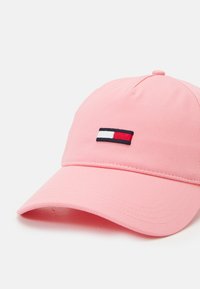 Tommy Jeans ELONGATED FLAG UNISEX - Gorra - tickled pink