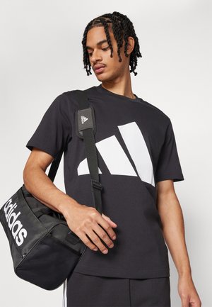 adidas Essentials Big Logo T-Shirt Asia Sizing 'Black' — foto 5