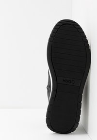 HUGO Zapatillas altas - black