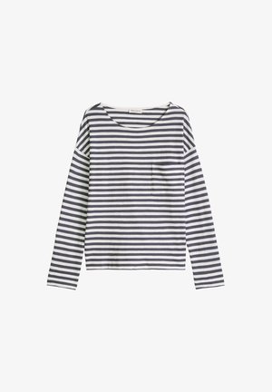 Chemise à manches longues à fines rayures horizontales noires et blanches avec une petite poche poitrine sur le côté gauche.