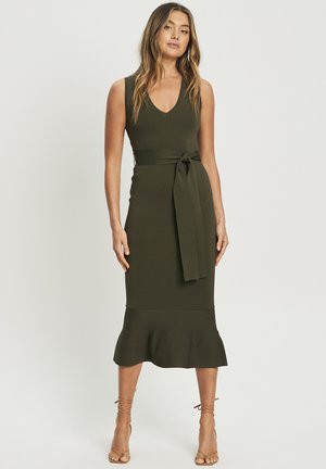 TANYA - Robe fourreau - khaki