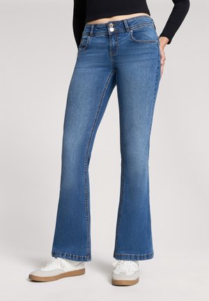 Jeans a zampa d'elefante in denim con una texture liscia, dotati di cuciture decorative, due tasche frontali e chiusura con bottone.