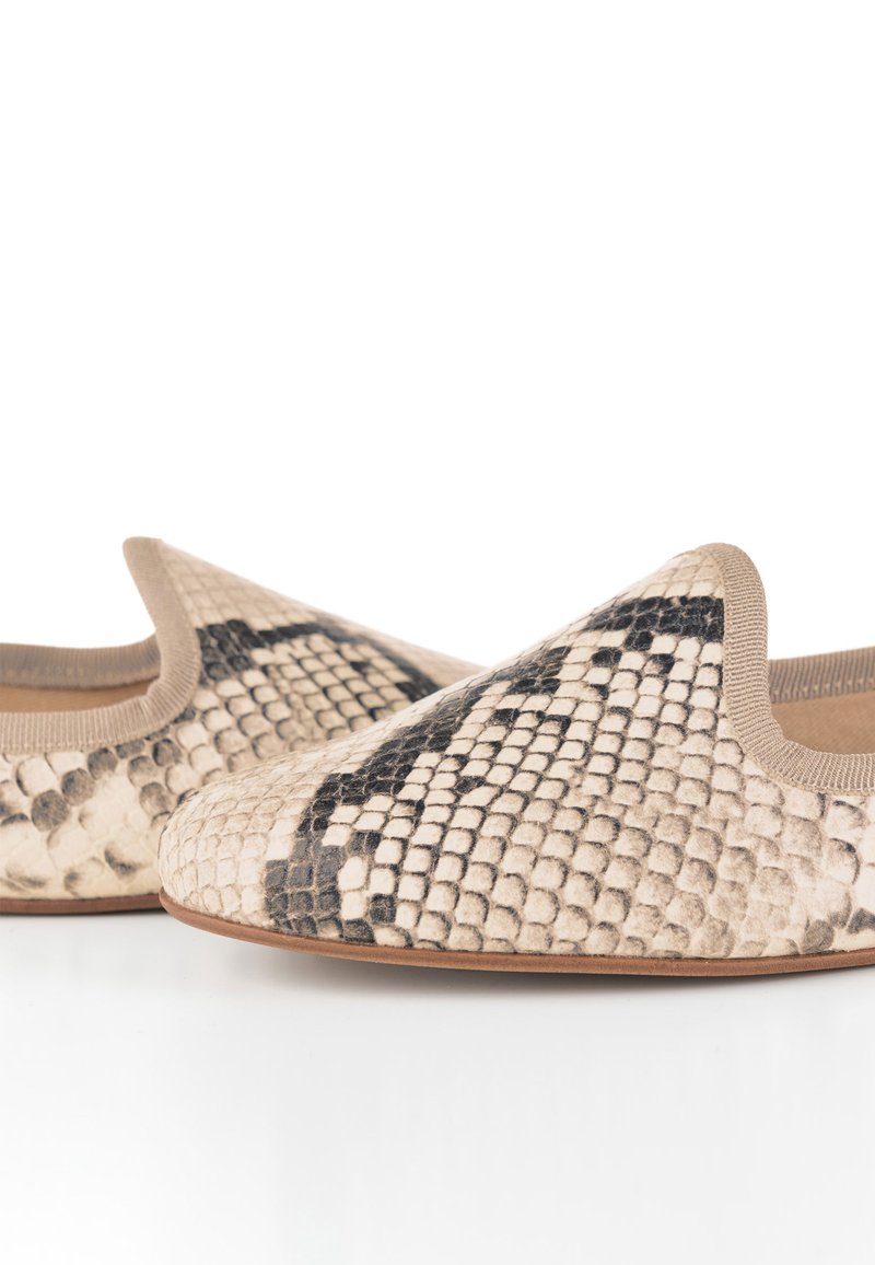 Damen Klassische Ballerinas | Ballerette SABA SNAKE Klassischer Ballerina animalier/goldfarben - WV68171 Damen Klassische Ballerinas | Ballerette SABA SNAKE Klassischer Ballerina animalier/goldfarben - WV68171