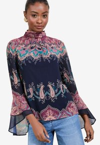 REGULAR FIT - PRINTED HIGH NECK FLUTE SLEEVE - Bluză - paisley