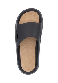 Sandale en caoutchouc noir avec une large bride et une semelle intérieure en beige contournée, présentant une texture subtile et des rainures pour une meilleure adhérence.