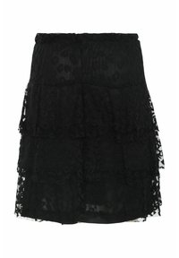 Jupe noire en dentelle à volants avec un motif texturé. Elle comporte trois couches aux bords bruts et une taille élastique.