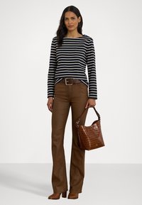 Lauren Ralph Lauren STRIPED JERSEY SNAP-TRIM BOATNECK TOP - Tops ar garām piedurknēm - lauren navy/mascarpone cream