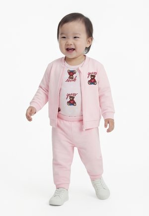 Guess BABY PANTS SET - Trainingsbroek - ballet pink