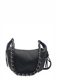 Sac à bandoulière en cuir noir avec une finition texturée, doté d'une bandoulière en chaîne et d'une fermeture éclair. Comprend un détail de gland sur le côté.