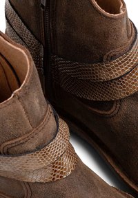 Pisamonas Botines bajos - marrón