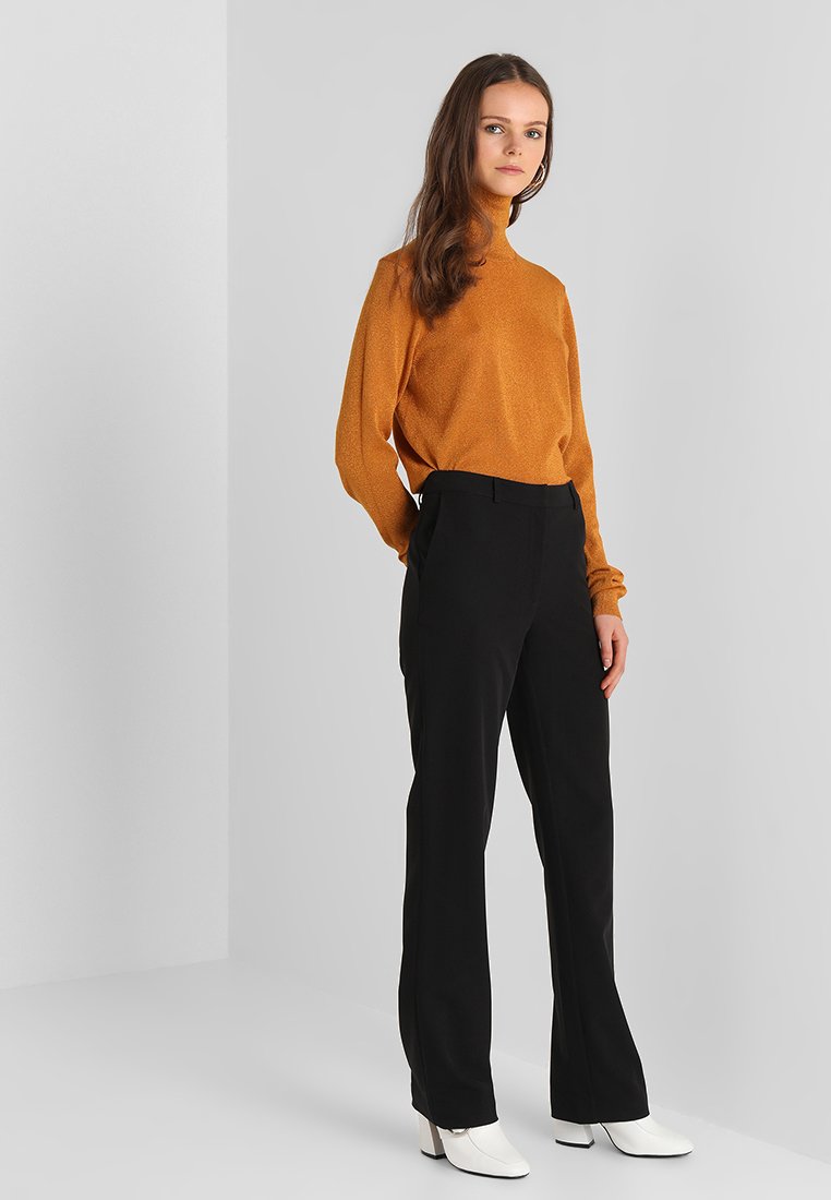 Modström KENDRICK PANTS Bukse blacksvart Zalando.no Modström KENDRICK CROPPED PANTS - Bukse - black