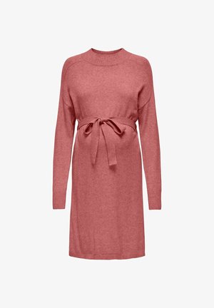 Roze gebreide jurk met lange mouwen, ribbeldetails en een stoffen riem die rond de taille is geknoopt. Zachte textuur en een ontspannen pasvorm.