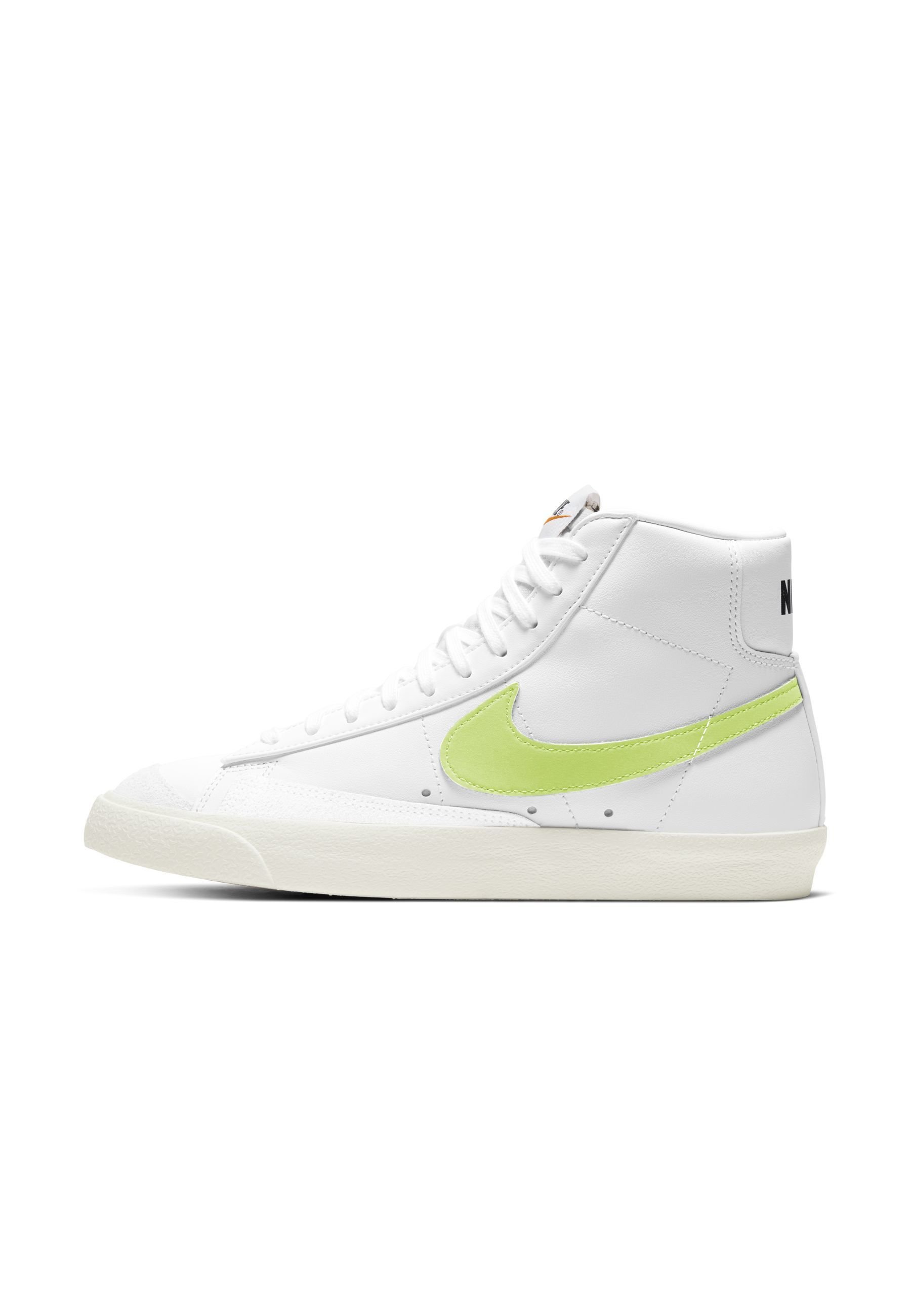 Nike Sportswear BLAZER MID 77 - Zapatillas altas - white/white/total  orange/barely volt/blanco - Zalando.es