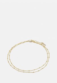 Bracelet en or à double brin avec un design de chaîne délicat. Présente de petites perles rondes espacées uniformément le long des brins. Comprend un fermoir en forme de homard.