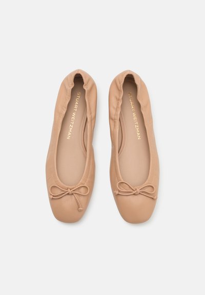 Stuart Weitzman BRIA BALLET - Klassischer Ballerina - adobe