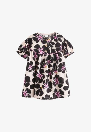 Haljina za malo dijete s kratkim rukavima, crno-ružičastim cvjetnim uzorkom, okruglim izrezom, tri gumba sprijeda i napuhanih rukava s elastičnim manšetama.