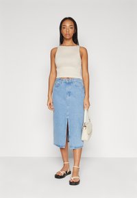 BDG Urban Outfitters SLASH NECK TANK - Top - beige (as sample)