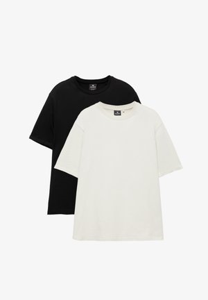 Tricouri cu mâneci scurte și guler rotund, alb-negru, suprapuse, fața albă și spatele negru, cu etichete de marcă vizibile în interiorul gulerașelor.