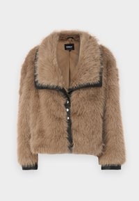 Faux fur jas in lichtbruin met een zwarte leren kraag en knoopsluiting. Heeft een zachte textuur en een cropped ontwerp.