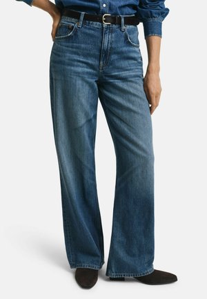 Relaxed fit jeans - mid blue broken in