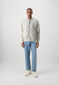 Guess JACKET - Geacă bomber - offwhite