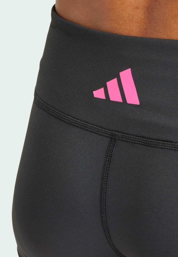 3-STRIPES SHORT - Leggings2