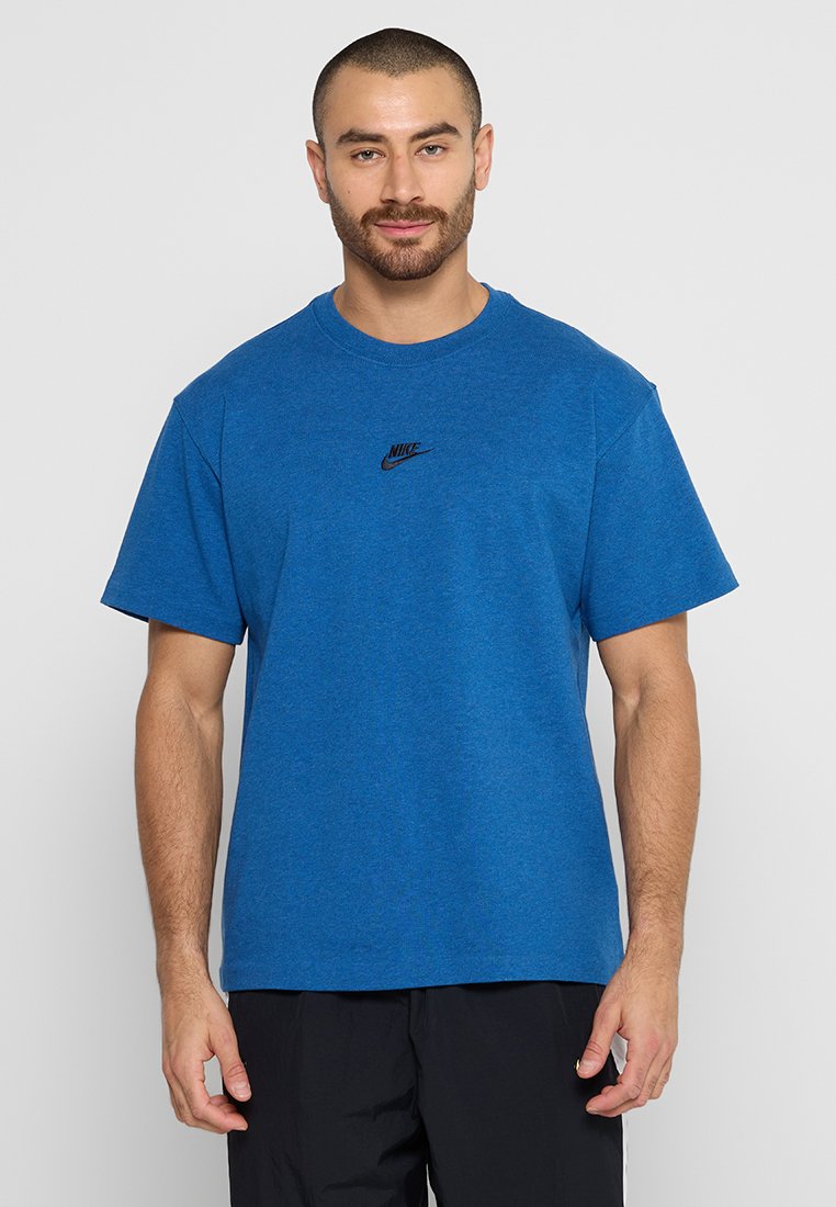 Nike Sportswear T-shirt basic donkerblauw