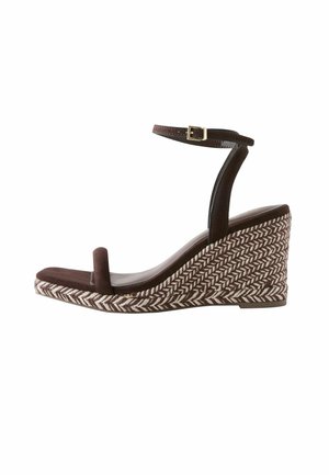 REGULAR FIT-SQUARE TOE - High heeled sandals - chocolate brown