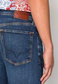 Pepe Jeans HATCH  - Calças de ganga justas - denim