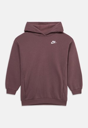Maroon Nike hettegenser med pullover-stil, frontlommer, ribbet mansjetter og kant, med hvit Nike-logo på venstre bryst.