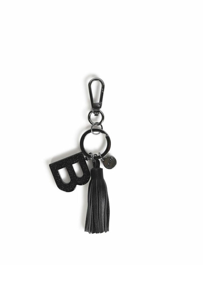 Portachiavi nero con una forma 'B' glitterata, un pon-pon in pelle e un gancio metallico. Materiali testurizzati e accenti lucidi caratterizzano il design.