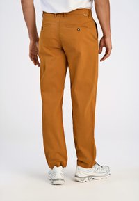 Lindbergh Chinos - burnt orange