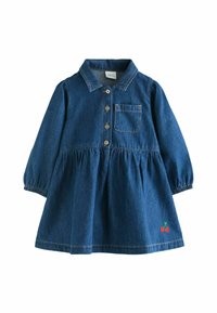 Denimkjole med kraveudskæring, lange puffærmer, frontknaplukning og lomme. Har rød kirsebærbroderi ved kanten.