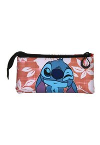 Etui met een blauw karakterontwerp op een helderrode achtergrond. Voorzien van een ritssluiting en een ophanglus. Gemaakt van duurzaam stof.