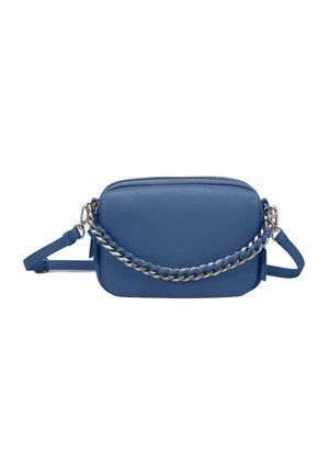 Blaues Leder-Crossbody-Tasche mit rechteckiger Form, Reißverschluss und einem silbernen Kettenriemen. Verfügt über eine glatte Textur mit dezenten Akzenten.