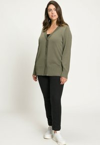 Ulla Popken Kofta - khaki