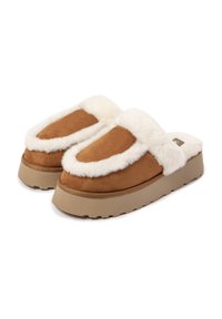 Nuvola ALASKA - Pantuflas - chestnut