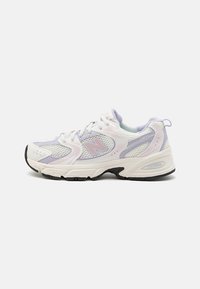 New Balance 530 - Baskets basses - beige/white/rose