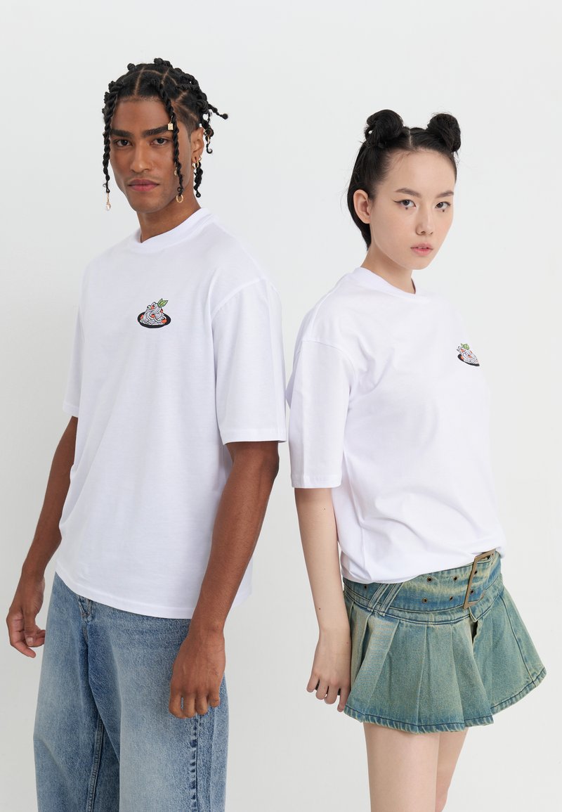 YOURTURN UNISEX - T-shirt print - white